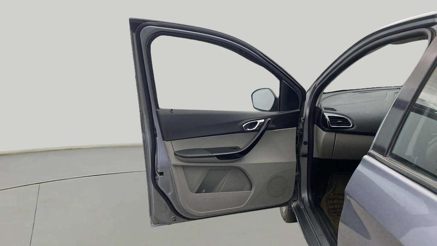 2019 Tata Tiago XZA PLUS PETROL, Petrol, Automatic, 38,508 km, LHS Front Door