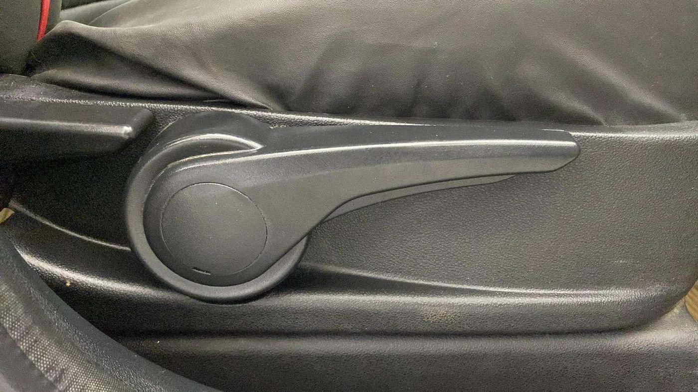 2019 Tata Tiago XZA PLUS PETROL, Petrol, Automatic, 38,508 km, Driver Side Adjustment Panel