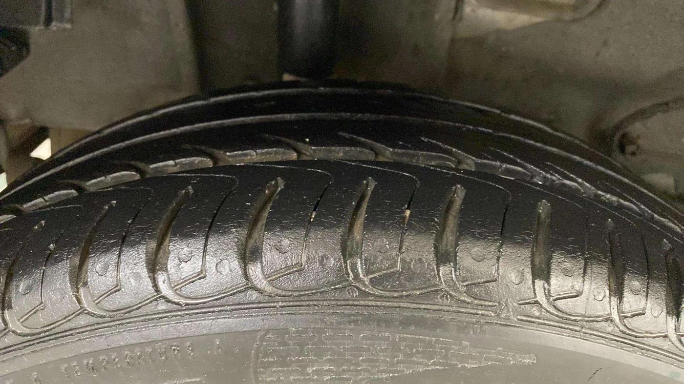 2019 Tata Tiago XZA PLUS PETROL, Petrol, Automatic, 38,508 km, Right Rear Tyre Tread