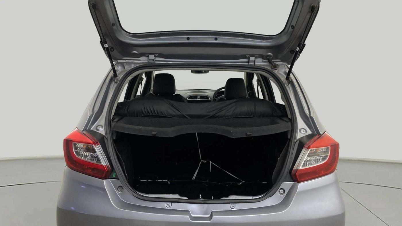 2019 Tata Tiago XZA PLUS PETROL, Petrol, Automatic, 38,508 km, Boot Inside