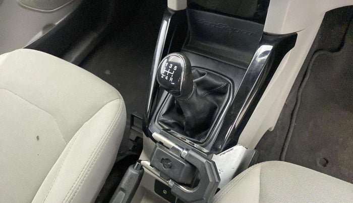 2015 Ford Ecosport TREND 1.5L PETROL, Petrol, Manual, 75,595 km, Gear lever - Boot cover slightly torn