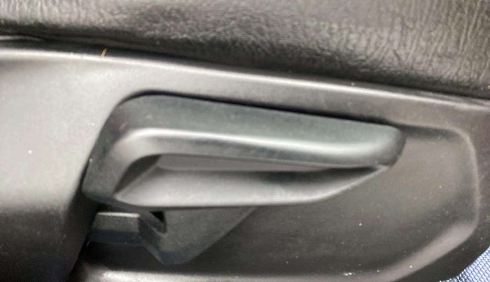 2020 Tata NEXON XZ PLUS PETROL SUNROOF, Petrol, Manual, 37,219 km, Driver Side Adjustment Panel