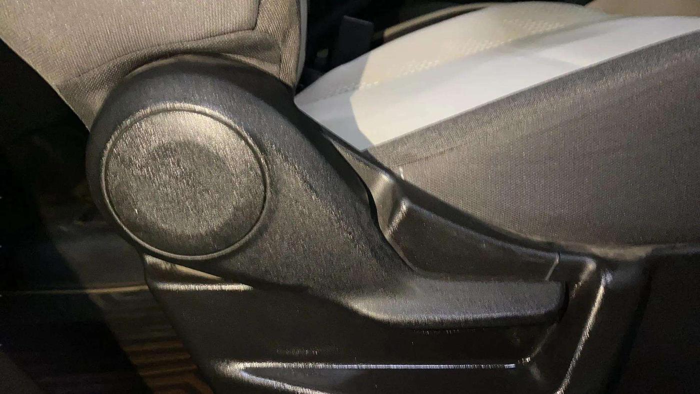 2022 Maruti New Wagon-R VXI CNG 1.0, CNG, Manual, 67,084 km, Driver Side Adjustment Panel