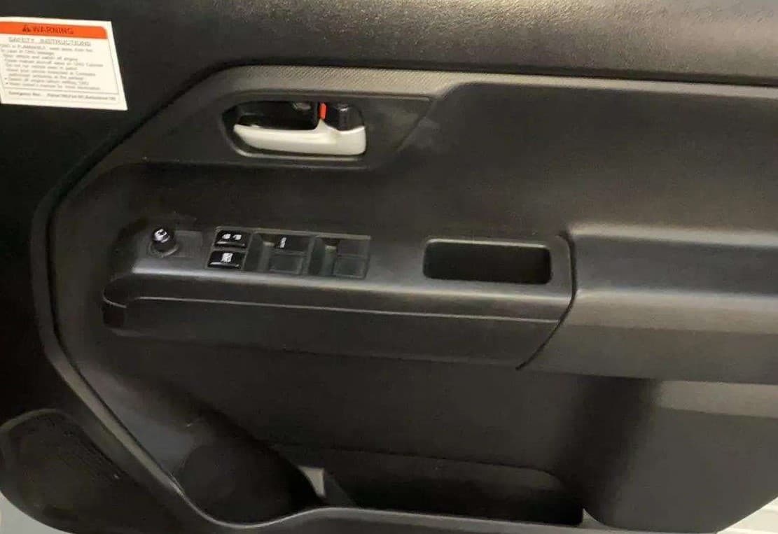 2022 Maruti New Wagon-R VXI CNG 1.0, CNG, Manual, 67,084 km, Driver Side Door Panels Control