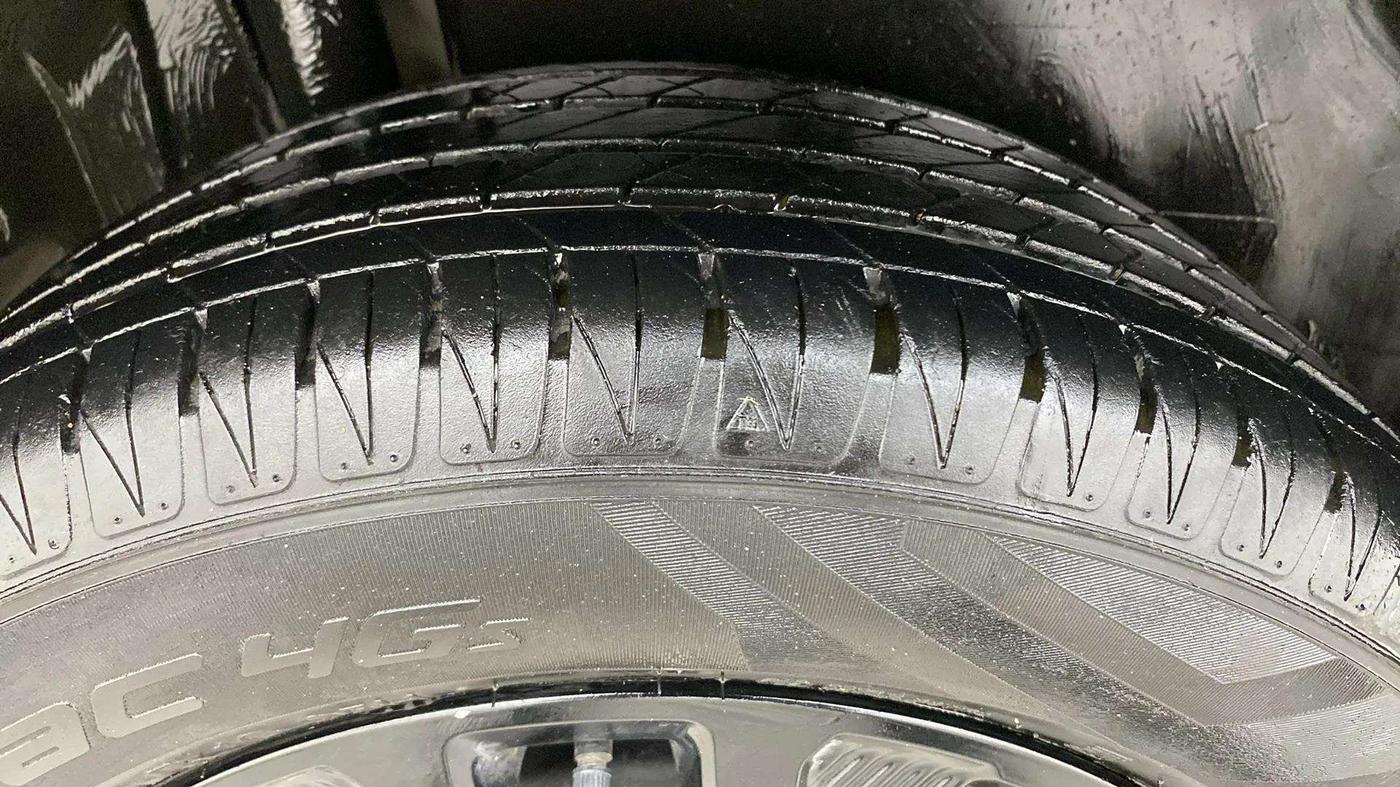 2022 Toyota URBAN CRUISER HIGH GRADE AT, Petrol, Automatic, 23,242 km, Right Rear Tyre Tread