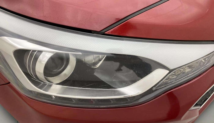 2019 Hyundai Elite i20 ASTA 1.2 (O), Petrol, Manual, 27,547 km, Right headlight - Minor scratches