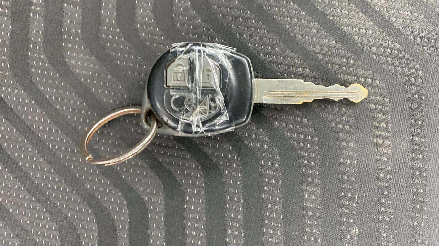 2020 Maruti Swift VXI, Petrol, Manual, 38,002 km, Key Close Up