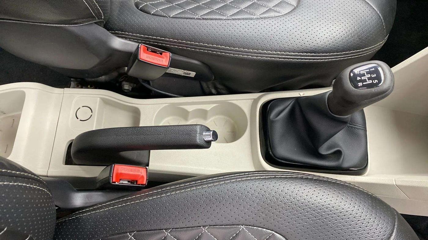 2022 Tata Tiago XZ PLUS PETROL, Petrol, Manual, 26,717 km, Gear Lever
