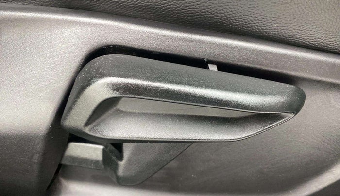 2022 Tata Tiago XZ PLUS PETROL, Petrol, Manual, 26,717 km, Driver Side Adjustment Panel