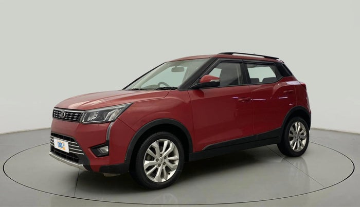 2019 Mahindra XUV300 W8 1.2 PETROL, Petrol, Manual, 42,588 km, Left Front Diagonal