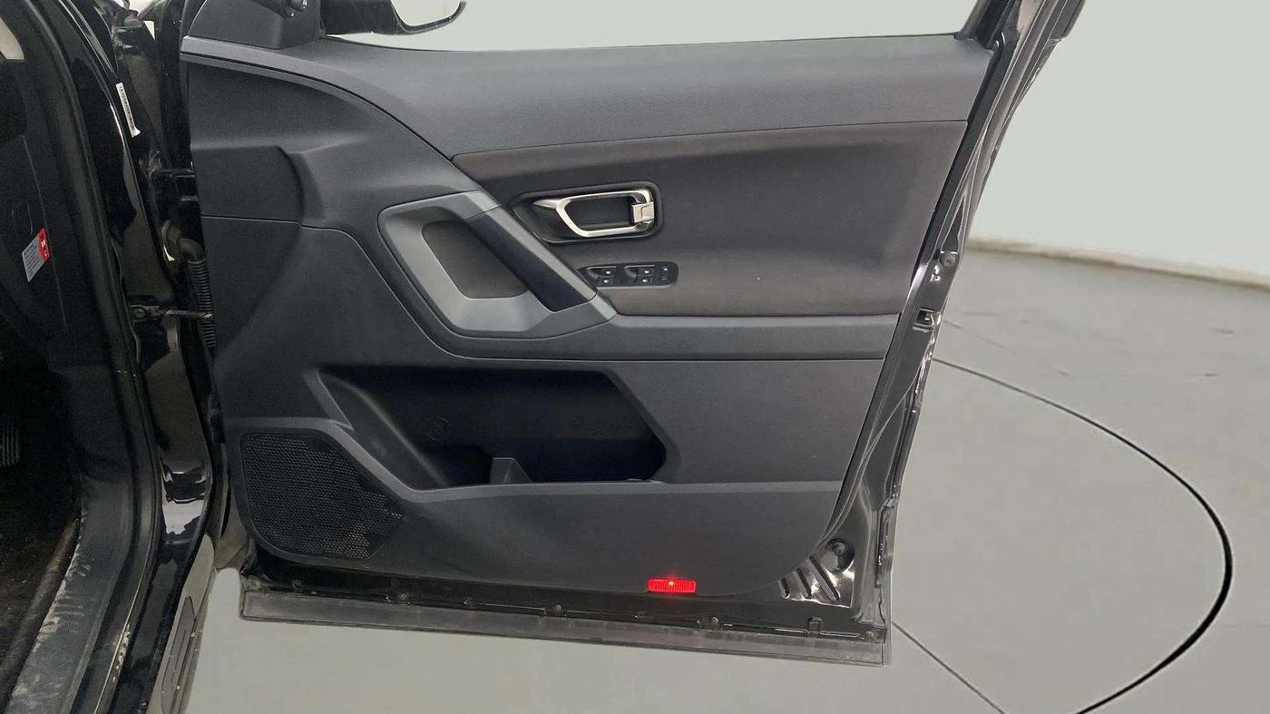 2021 Tata Harrier XT PLUS 2.0L KRYOTEC DARK EDITON, Diesel, Manual, 41,451 km, Driver Side Door Panels Control