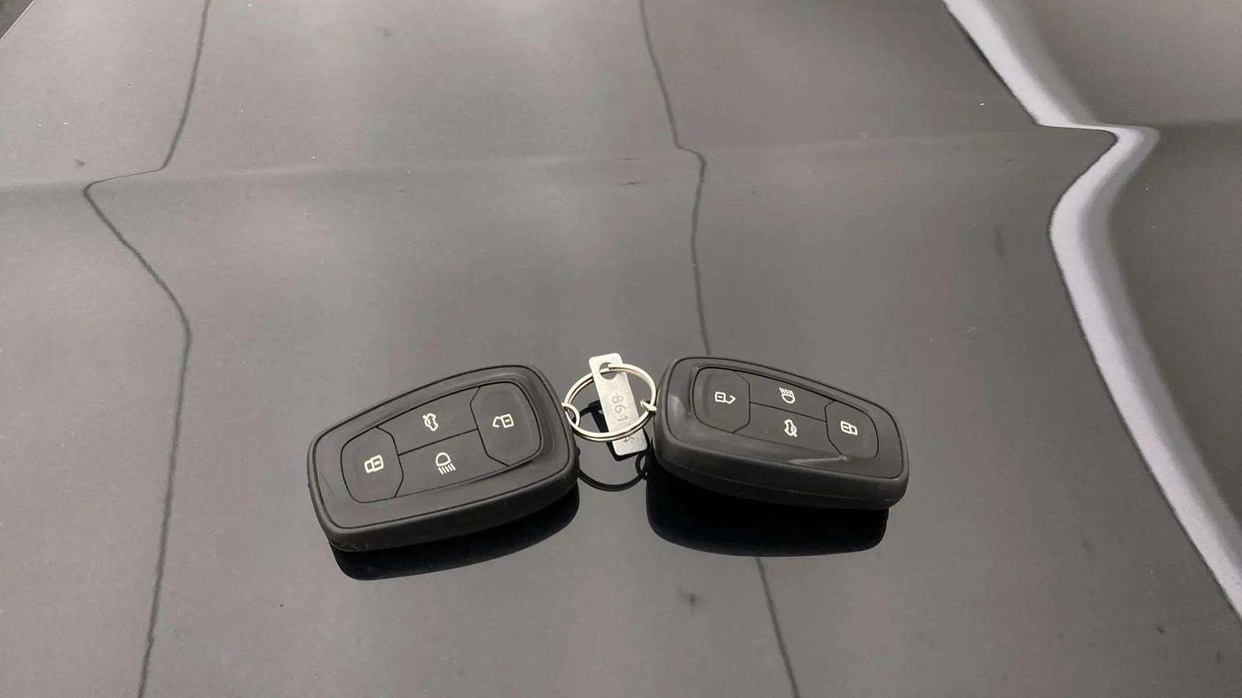 2021 Tata Harrier XT PLUS 2.0L KRYOTEC DARK EDITON, Diesel, Manual, 41,451 km, Key Close Up