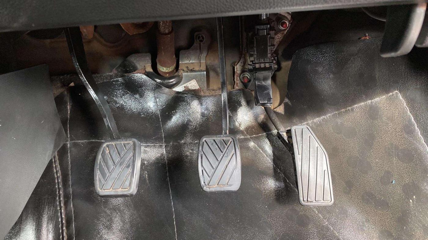 2018 Maruti Swift VDI, Diesel, Manual, 96,750 km, Pedals
