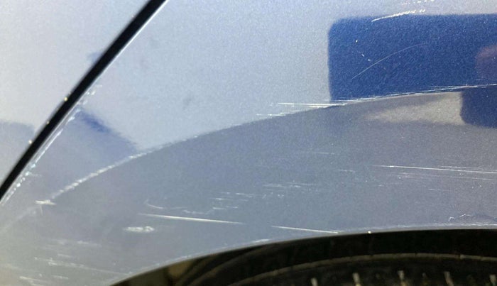 2018 Maruti Ciaz ALPHA 1.5 SHVS PETROL, Petrol, Manual, 74,733 km, Left quarter panel - Minor scratches