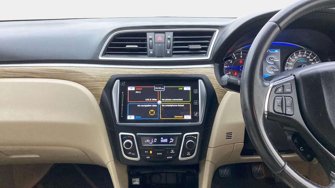 2018 Maruti Ciaz ALPHA 1.5 SHVS PETROL, Petrol, Manual, 74,733 km, Air Conditioner