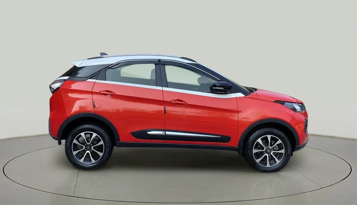 2020 Tata NEXON XZ PLUS DIESEL SUNROOF, Diesel, Manual, 26,976 km, Right Side View