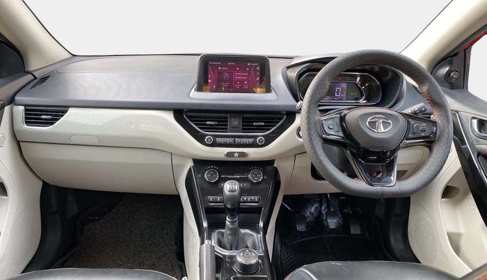 2020 Tata NEXON XZ PLUS DIESEL SUNROOF, Diesel, Manual, 26,976 km, Dashboard