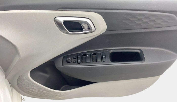 2020 Hyundai GRAND I10 NIOS SPORTZ AMT 1.2 KAPPA VTVT, Petrol, Automatic, 58,616 km, Driver Side Door Panels Control