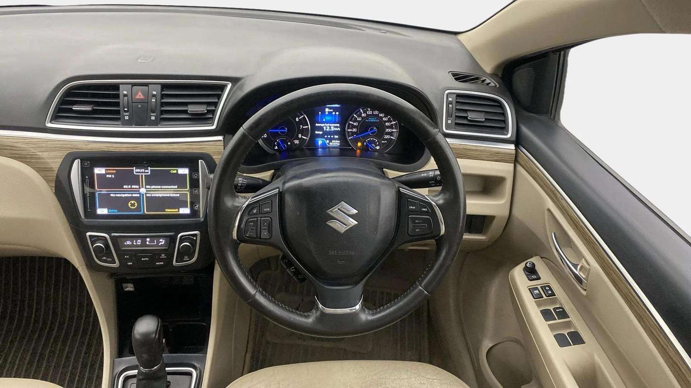 2018 Maruti Ciaz ALPHA  AT 1.5 SHVS PETROL, Petrol, Automatic, 58,264 km, Steering Wheel Close Up