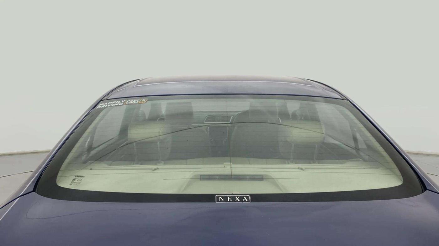 2018 Maruti Ciaz ALPHA  AT 1.5 SHVS PETROL, Petrol, Automatic, 58,264 km, Rear Windshield