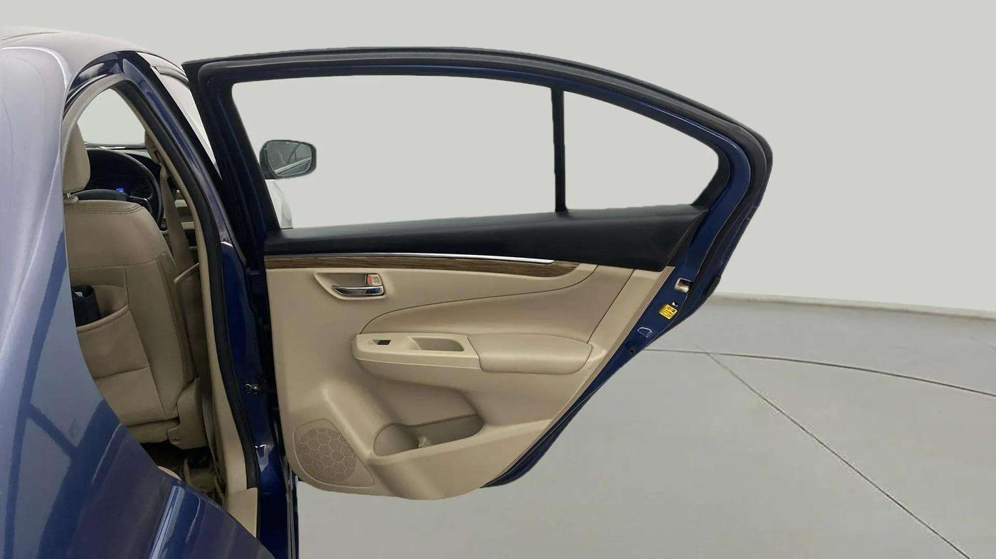2018 Maruti Ciaz ALPHA  AT 1.5 SHVS PETROL, Petrol, Automatic, 58,264 km, RHS Rear Door