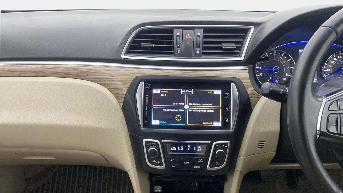 2018 Maruti Ciaz ALPHA  AT 1.5 SHVS PETROL, Petrol, Automatic, 58,264 km, Air Conditioner