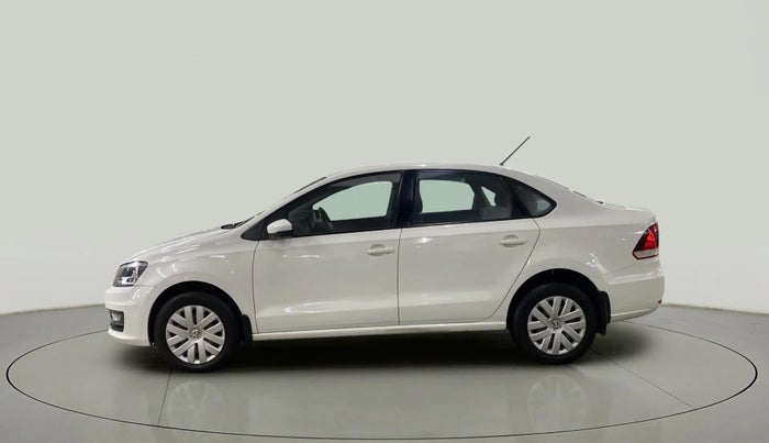 2015 Volkswagen Vento COMFORTLINE 1.6, Petrol, Manual, 52,774 km, Left Side