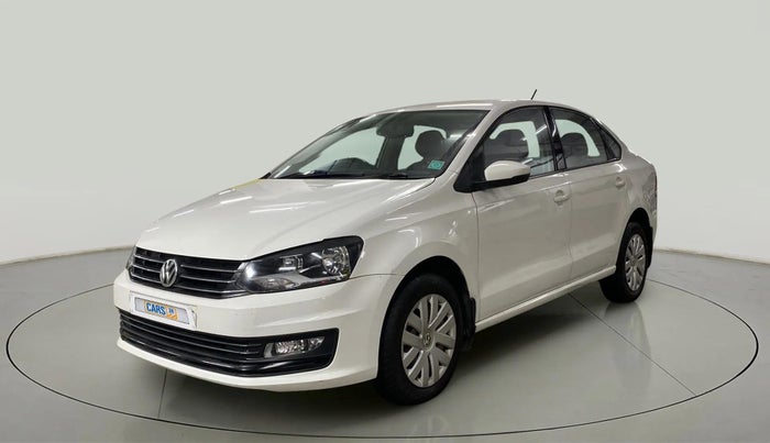 2015 Volkswagen Vento COMFORTLINE 1.6, Petrol, Manual, 52,774 km, Left Front Diagonal