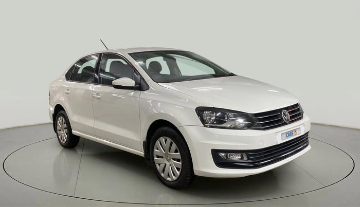 2015 Volkswagen Vento COMFORTLINE 1.6, Petrol, Manual, 52,774 km, Right Front Diagonal