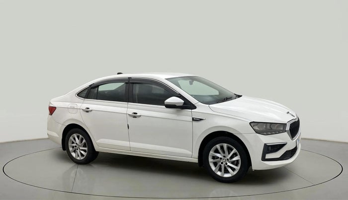 2022 Skoda SLAVIA AMBITION 1.0L TSI AT, Petrol, Automatic, 33,411 km, Right Front Diagonal