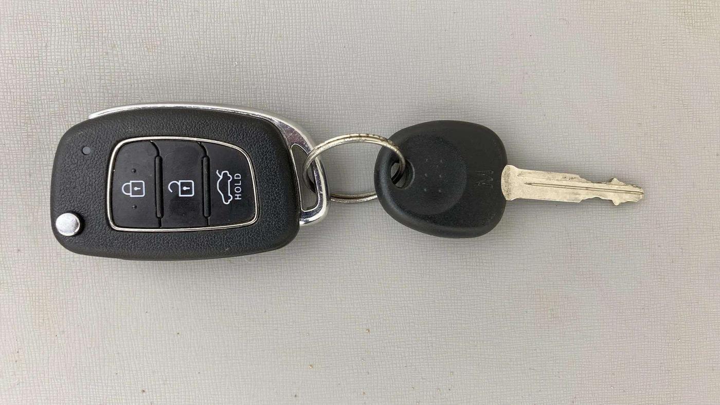 2020 Hyundai GRAND I10 NIOS SPORTZ 1.2 KAPPA VTVT, Petrol, Manual, 20,985 km, Key Close Up