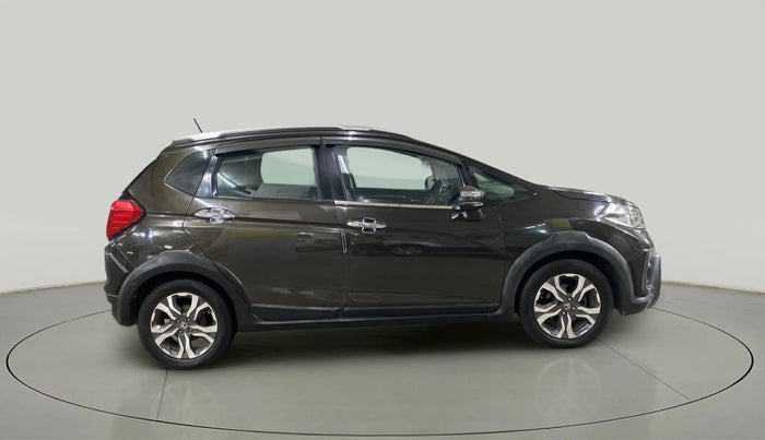 2017 Honda WR-V 1.5L I-DTEC VX MT, Diesel, Manual, 95,972 km, Right Side View