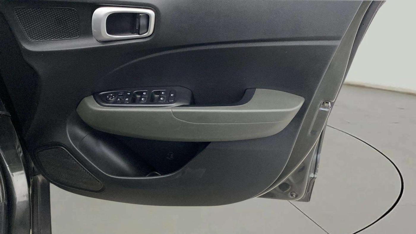 2019 Hyundai VENUE SX PLUS 1.0 TURBO DCT, Petrol, Automatic, 74,824 km, Driver Side Door Panels Control