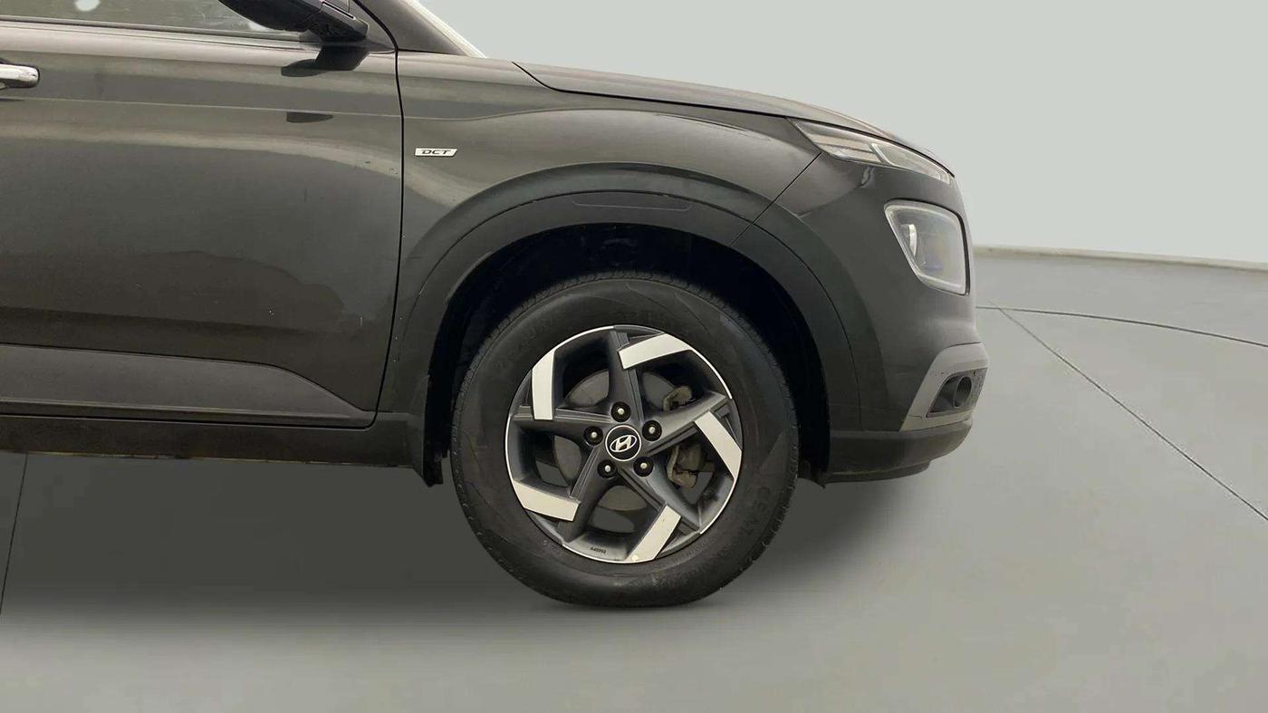 2019 Hyundai VENUE SX PLUS 1.0 TURBO DCT, Petrol, Automatic, 74,824 km, Right Front Wheel