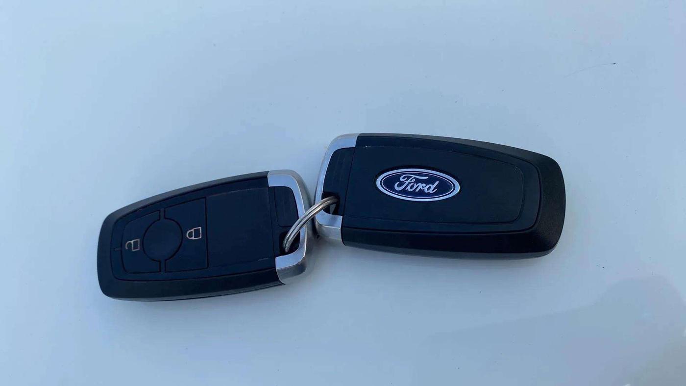 2018 Ford Ecosport TITANIUM 1.5L DIESEL, Diesel, Manual, 58,575 km, Key Close Up