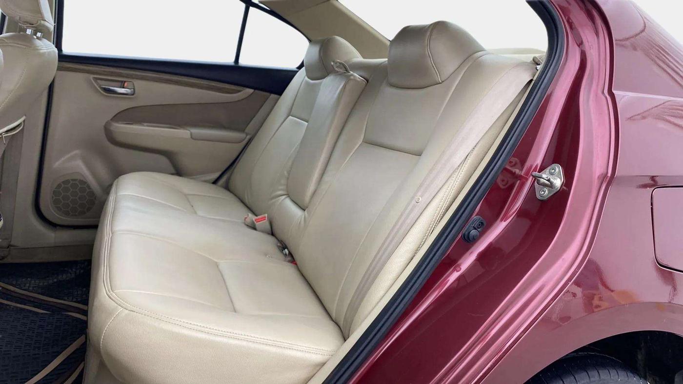 2019 Maruti Ciaz DELTA 1.5 SHVS MT PETROL, Petrol, Manual, 61,815 km, Right Side Rear Door Cabin