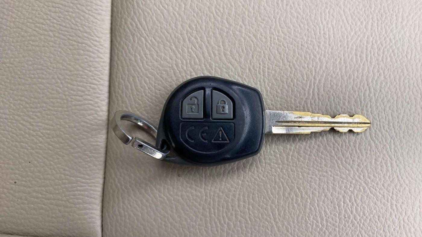 2019 Maruti Ciaz DELTA 1.5 SHVS MT PETROL, Petrol, Manual, 61,815 km, Key Close Up