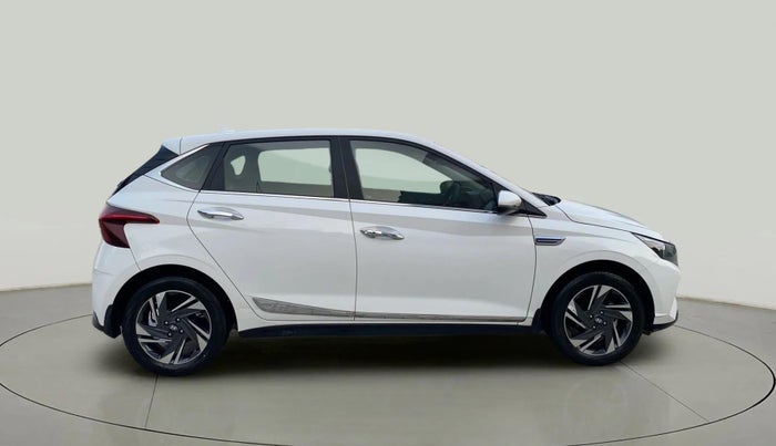 2023 Hyundai NEW I20 ASTA (O) 1.2 MT, Petrol, Manual, 17,835 km, Right Side View