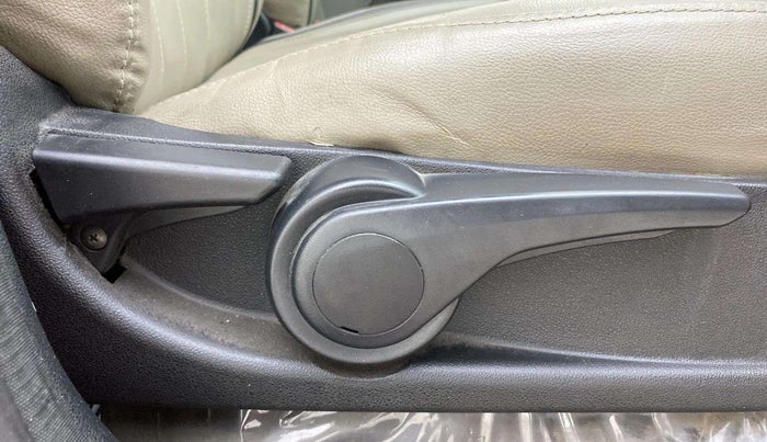 2019 Tata Tiago XZA PETROL, Petrol, Automatic, 56,140 km, Driver Side Adjustment Panel