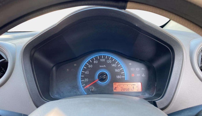 2017 Datsun Redi Go T (O), Petrol, Manual, 28,593 km, Odometer Image