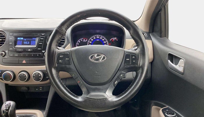 2016 Hyundai Grand i10 SPORTZ 1.1 CRDI, Diesel, Manual, 88,876 km, Steering Wheel Close Up