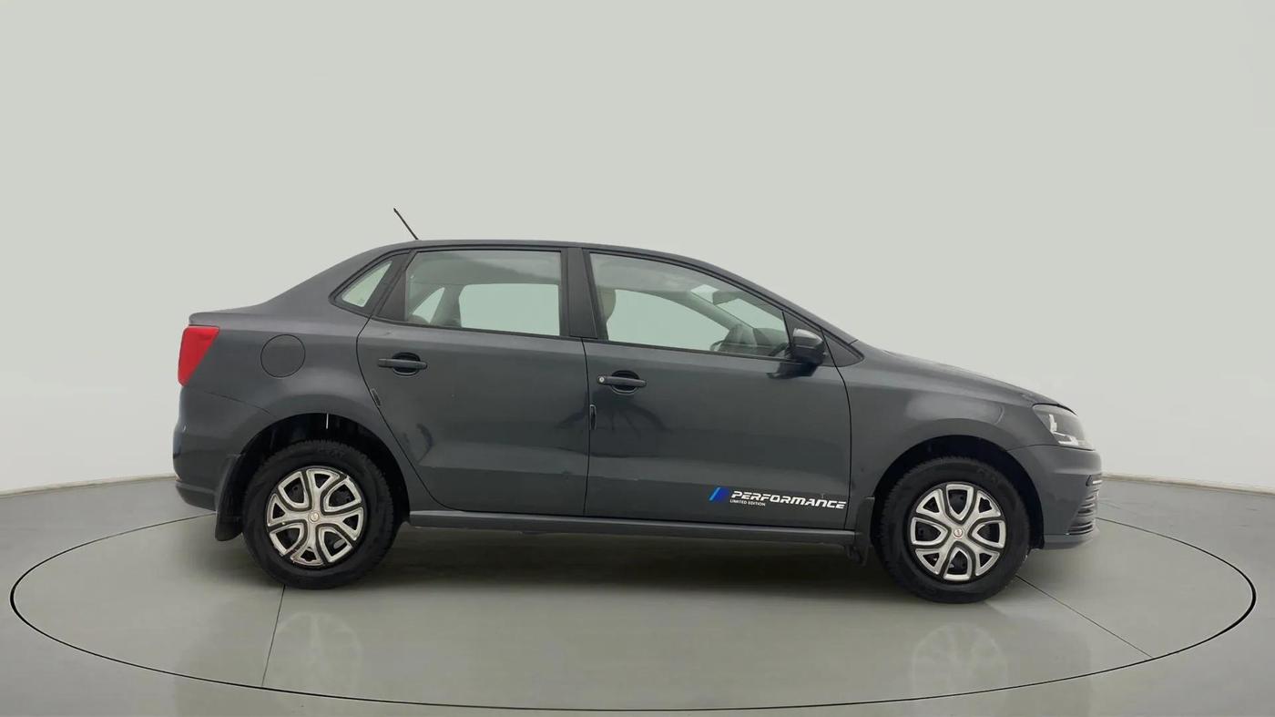 2019 Volkswagen Ameo TRENDLINE 1.0L, Petrol, Manual, 59,186 km, Right Side View