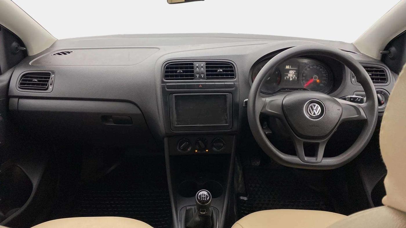 2019 Volkswagen Ameo TRENDLINE 1.0L, Petrol, Manual, 59,186 km, Dashboard