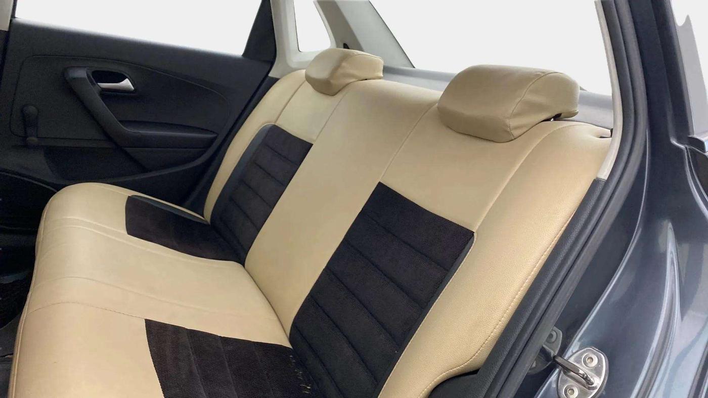 2019 Volkswagen Ameo TRENDLINE 1.0L, Petrol, Manual, 59,186 km, Right Side Rear Door Cabin