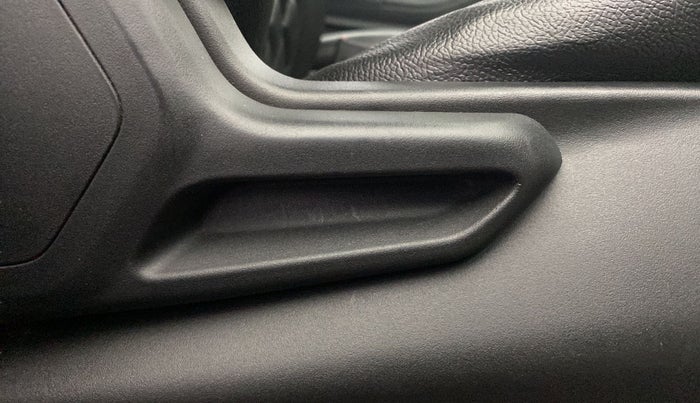 2020 Tata Tiago XZA PLUS PETROL, Petrol, Automatic, 50,512 km, Driver Side Adjustment Panel