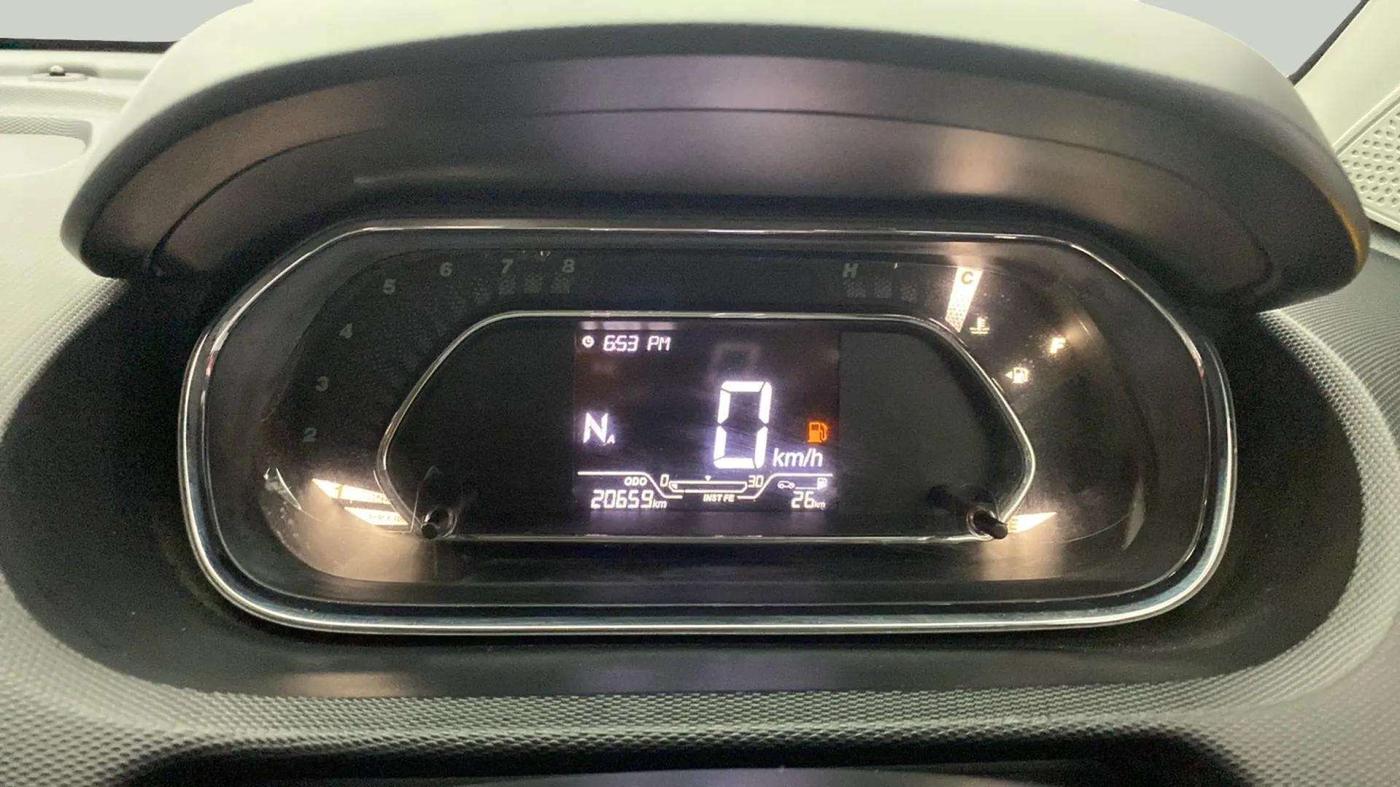 2020 Tata Tiago XZA PLUS DUAL TONE PETROL, Petrol, Automatic, 20,865 km, Odometer Image