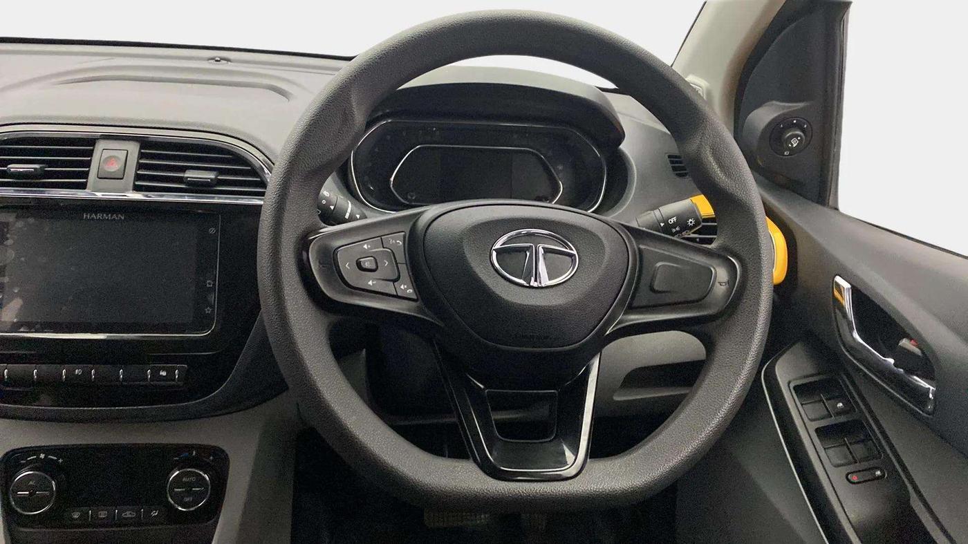 2020 Tata Tiago XZA PLUS DUAL TONE PETROL, Petrol, Automatic, 20,865 km, Steering Wheel Close Up