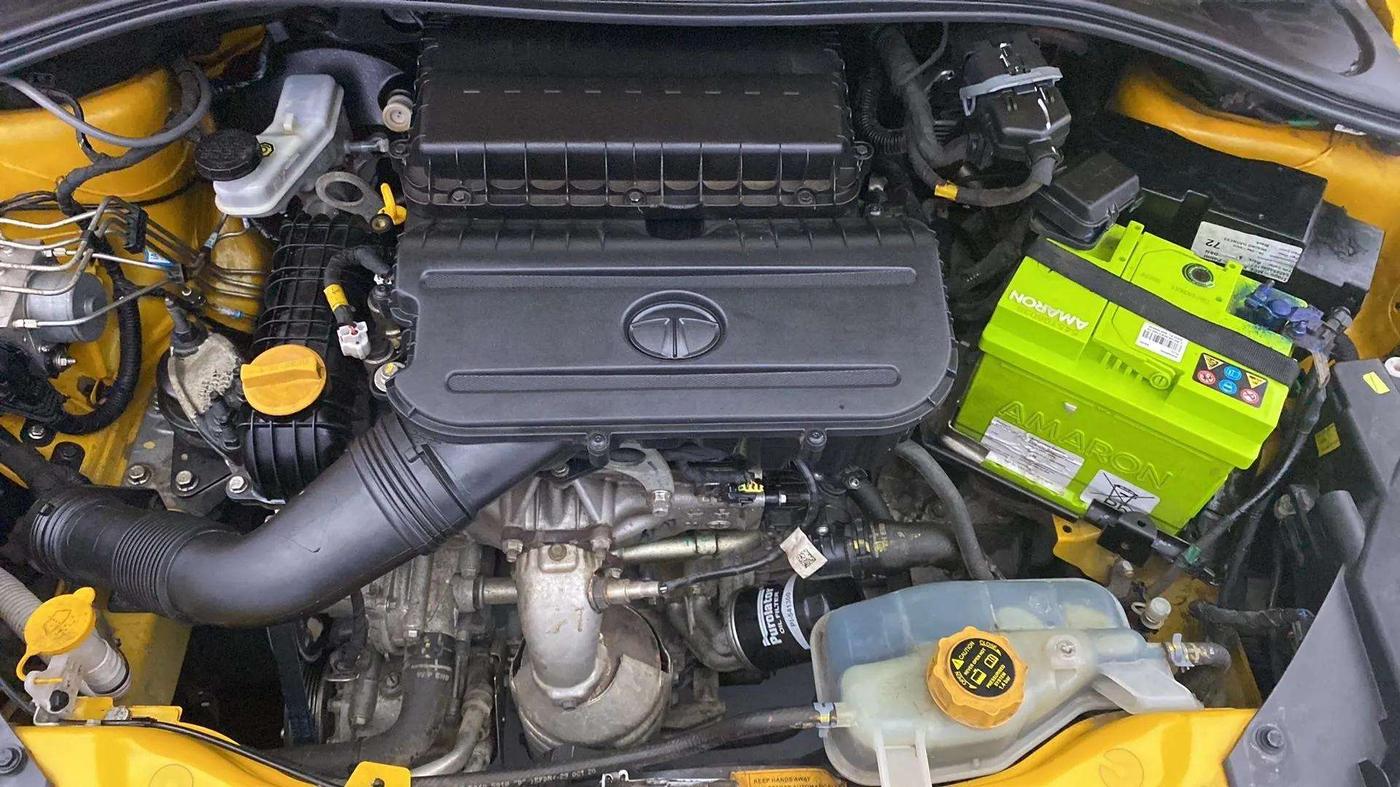 2020 Tata Tiago XZA PLUS DUAL TONE PETROL, Petrol, Automatic, 20,865 km, Open Bonet