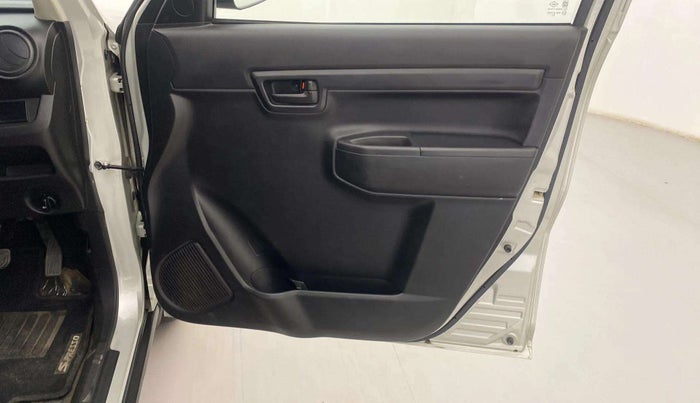 2019 Maruti S PRESSO VXI AMT, Petrol, Automatic, 7,576 km, Driver Side Door Panels Control