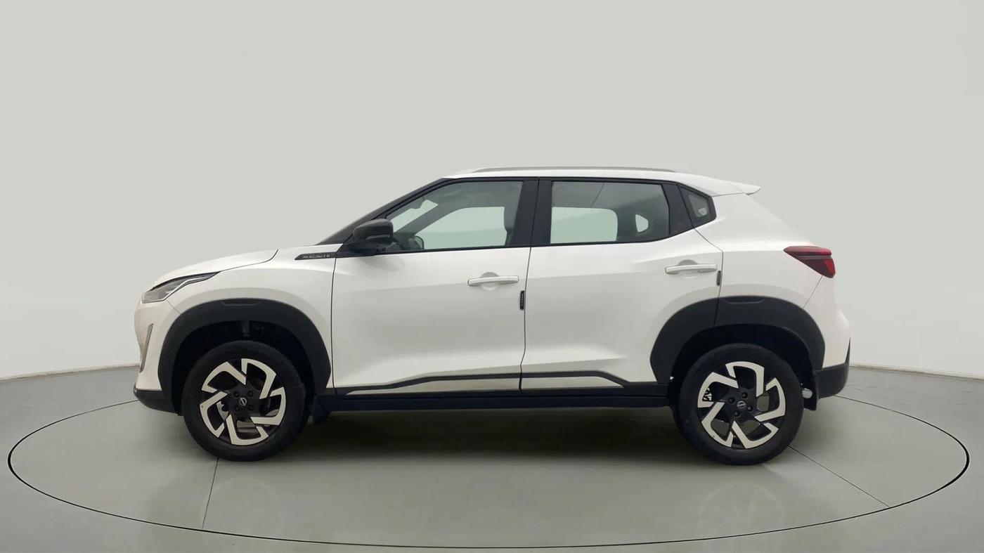 2022 Nissan MAGNITE XV EXECUTIVE, Petrol, Manual, 19,263 km, Left Side